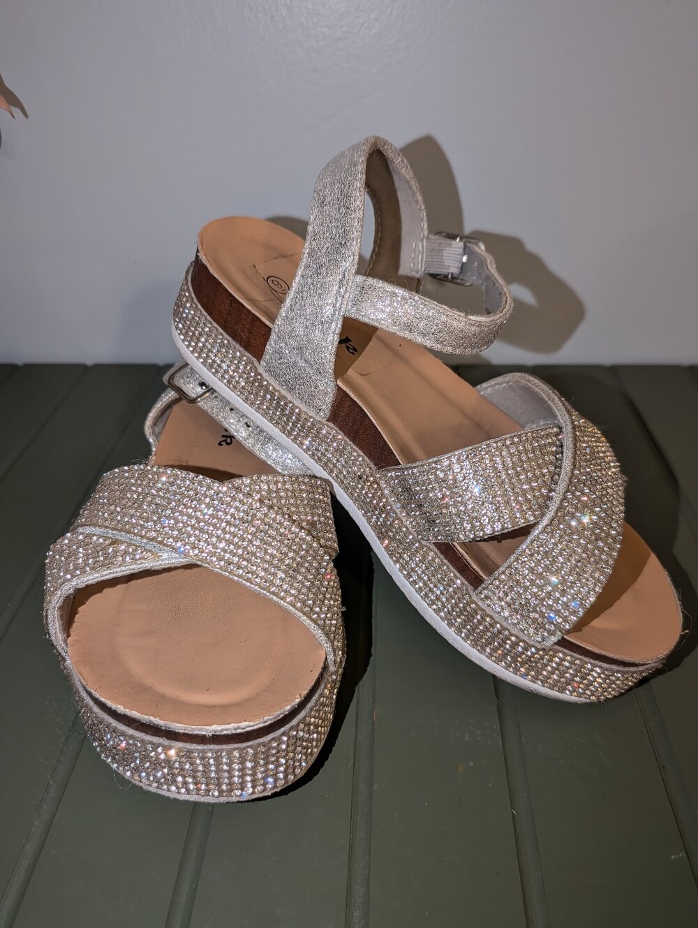 Sparkling Rhinestone Platform Sandals - Silver